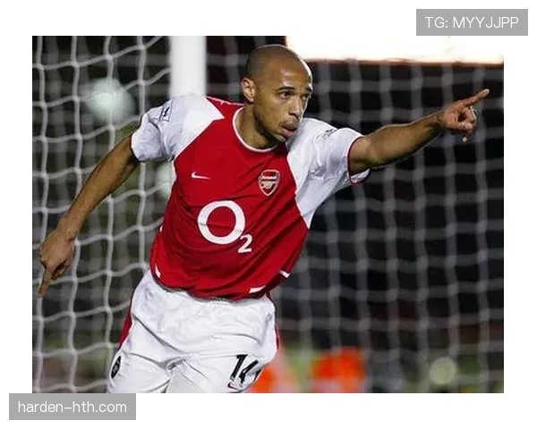 亨利比赛阅读能力持续提升,战术理解备受期待 亨利比赛阅读能力持续提升,战术理解备受期待