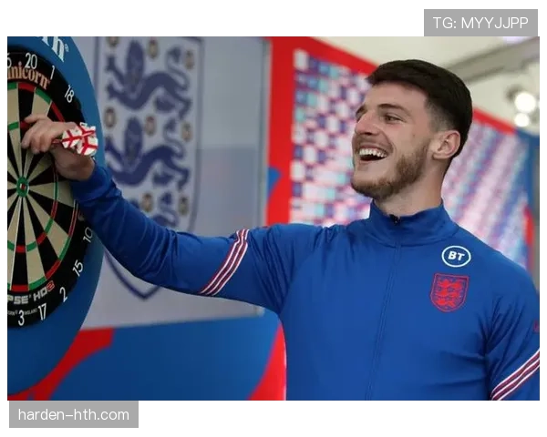 赖斯:从铁锤帮队长到亿元先生的成长轨迹解析 赖斯:从铁锤帮队长到亿元先生的成长轨迹解析