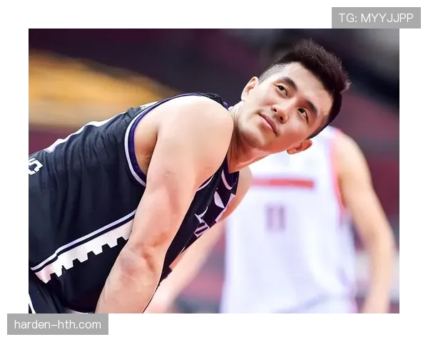 郭艾伦这自律程度，半夜三点还在健身房？