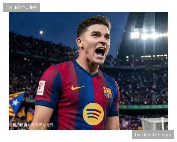 阿尔瓦雷斯这生活真不像打球的，上场穿国旗睡觉像明星贵族一样